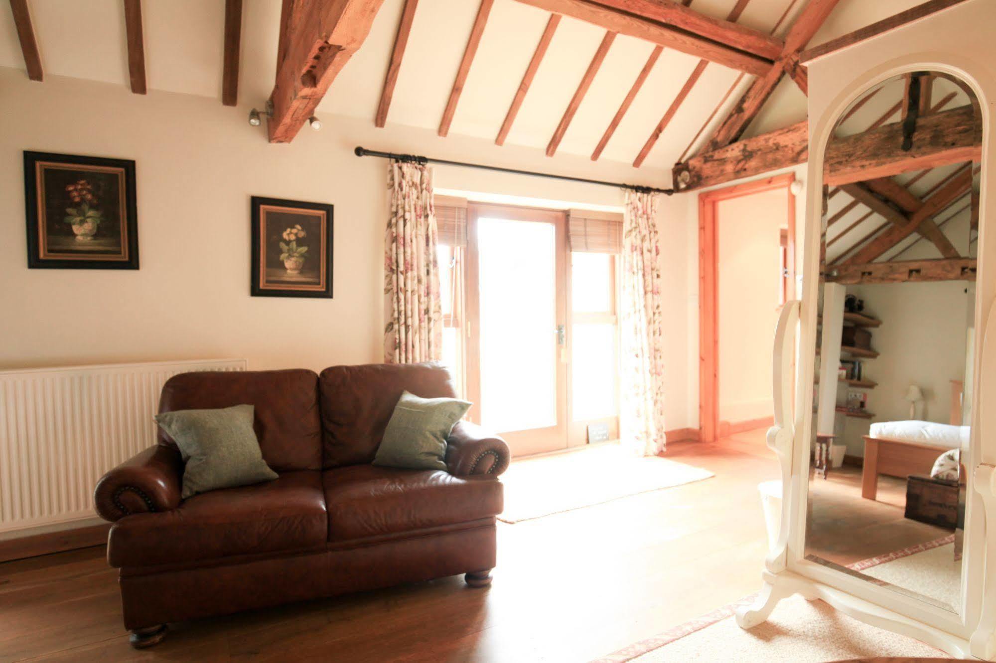 Manor Farm-Mk Self-Contained Serviced Accommodation Milton Keynes Exterior photo