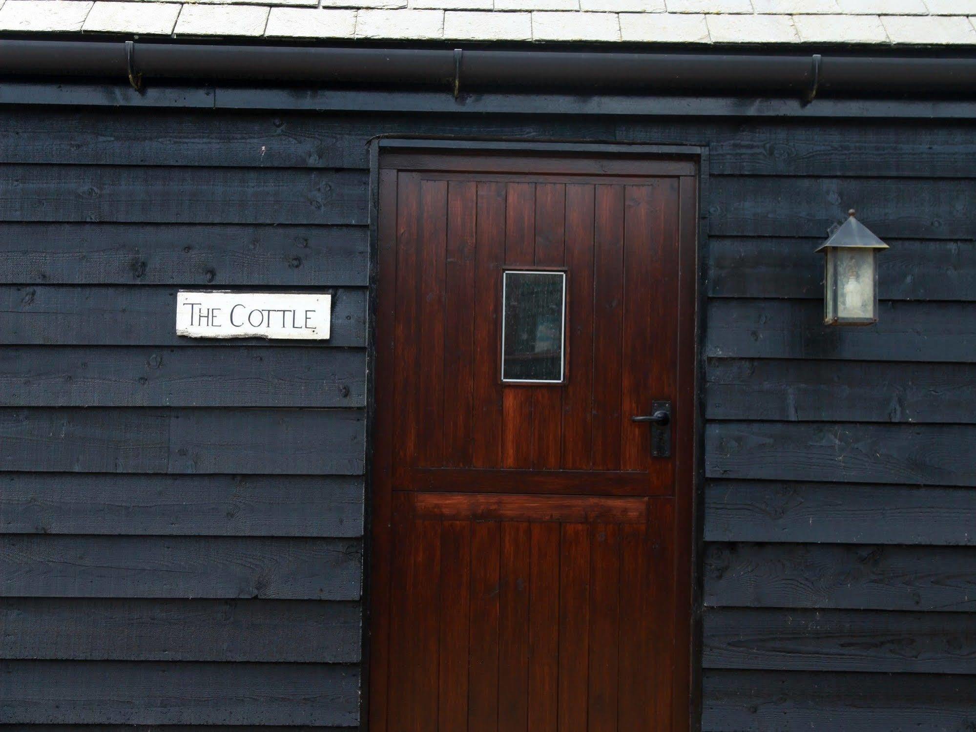 Manor Farm-Mk Self-Contained Serviced Accommodation Milton Keynes Exterior photo